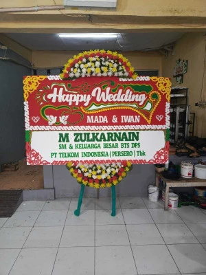 Papan Bunga di Sudipayung Ngampel