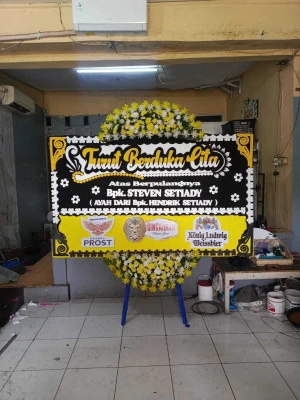 Papan Bunga di Sudipayung Ngampel