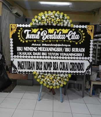 Papan Bunga di Sudipayung Ngampel